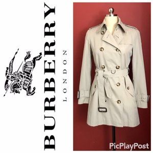 BURBERRY Mid-Length Belted Trench Coat